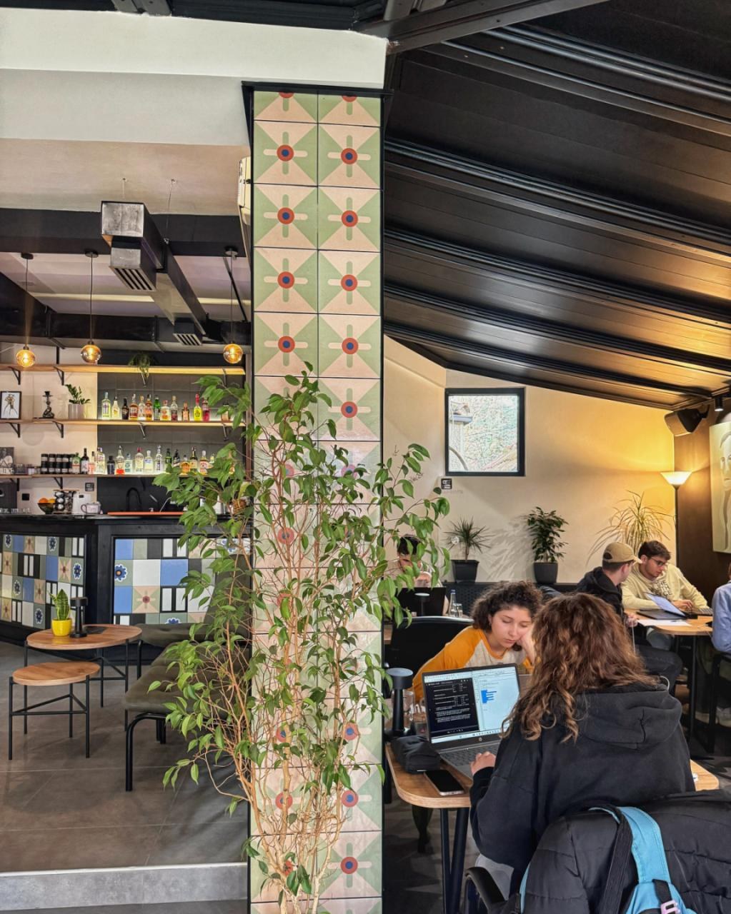 The RABOTEKA coworking floor and bar