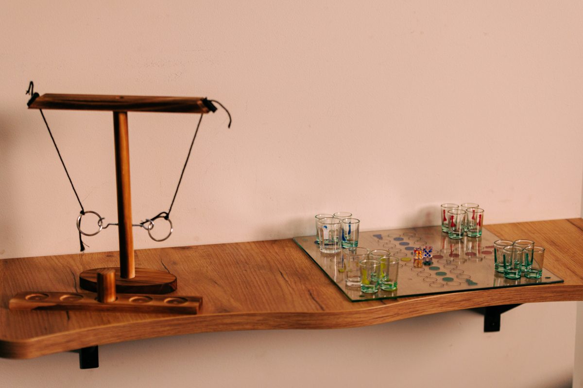 Hanging ring game and shot-glass board game at RABOTEKA
